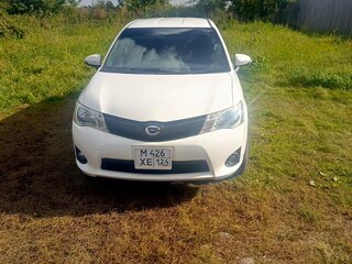 2013 Toyota Corolla Fielder XI (E160, E170, E180), белый, 1250000 рублей, вид 2