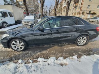 2013 Mercedes-Benz E-Класс 200 7G-Tronic IV (W212, S212, C207), чёрный, 1550000 рублей, вид 4