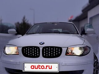 2010 BMW 1 серии 116i I (E81/E82/E87/E88) Рестайлинг, белый, 800000 рублей, вид 5