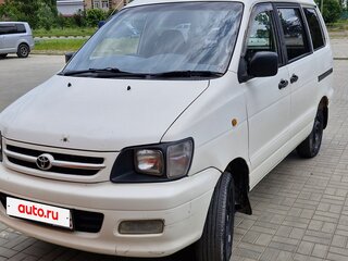 2002 Toyota Town Ace III, белый, 500000 рублей, вид 2