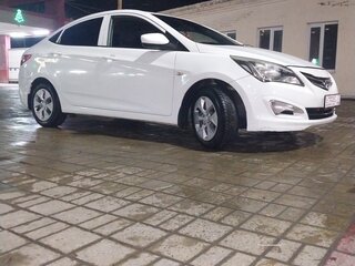 2014 Hyundai Solaris I Рестайлинг, белый, 630000 рублей, вид 5
