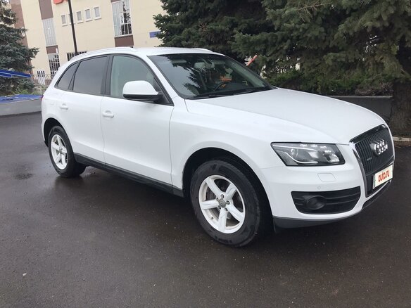 2011 Audi Q5 8tiptronic I (8R), белый, 2000000 рублей - вид 3