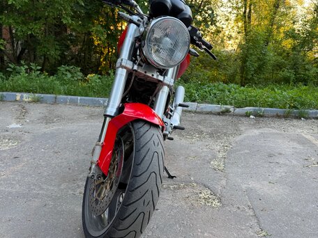 2004 Ducati Monster 400, красный, 275000 рублей, вид 1