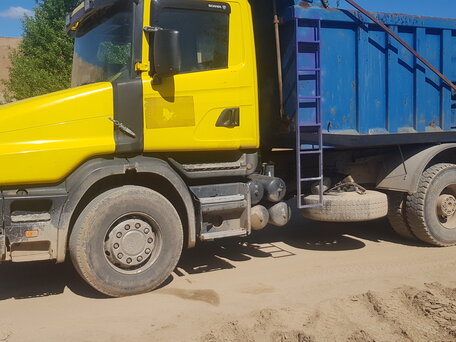 2004 Scania 4-Series, жёлтый, 1750000 рублей, вид 4
