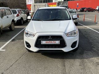 2013 Mitsubishi ASX I Рестайлинг, белый, 1300000 рублей, вид 1