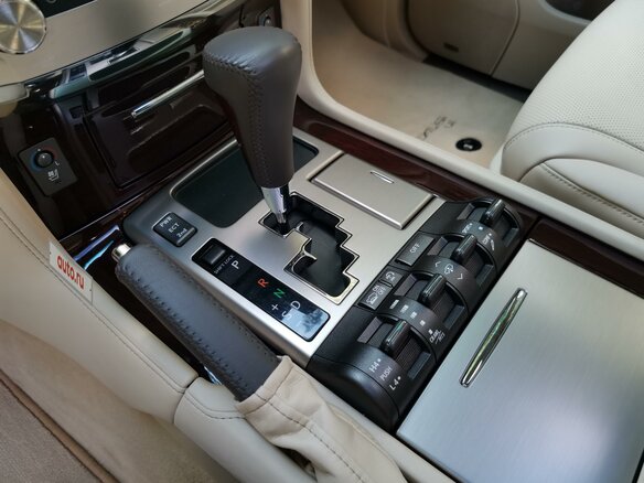 2013 Lexus LX 570 III Рестайлинг, чёрный - вид 19