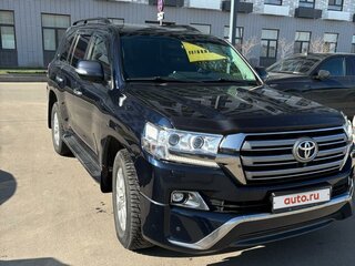 2018 Toyota Land Cruiser 200 Series Рестайлинг 2, синий, 6300000 рублей, вид 1