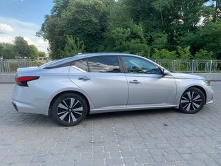 2021 Nissan Altima VI (L34), серебристый, 1840000 рублей, вид 5