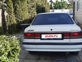 1989 Mazda 626 III (GD), белый, 250000 рублей, вид 2