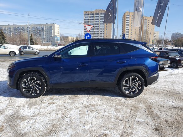2025 Hyundai Tucson IV Рестайлинг, синий, 4650000 рублей - вид 6