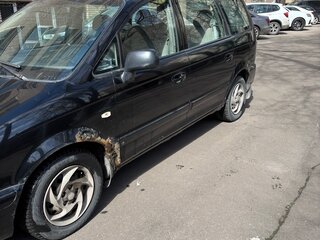 2005 Hyundai Trajet I Рестайлинг, чёрный, 250000 рублей, вид 3
