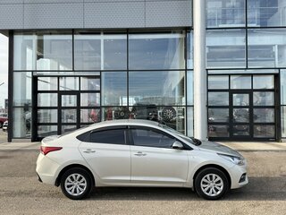 2019 Hyundai Solaris II, бежевый, 1345000 рублей, вид 5