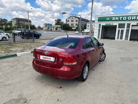 2011 Volkswagen Polo V, красный, 950000 рублей, вид 5
