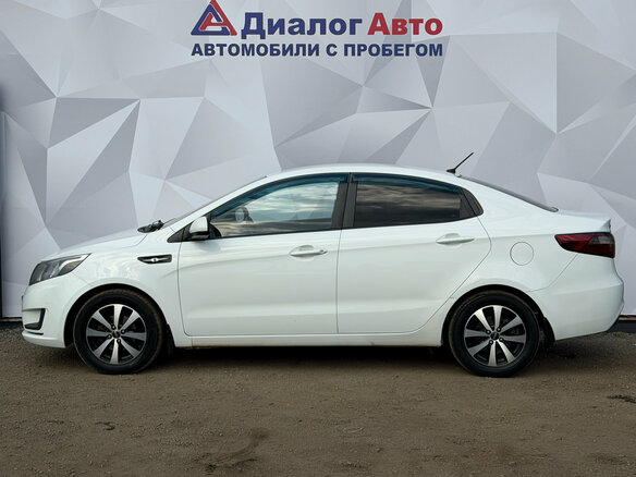 2014 Kia Rio III, белый - вид 7