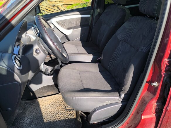 2011 Renault Logan I Рестайлинг, красный, 350000 рублей - вид 7