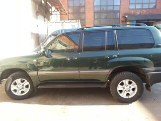2004 Toyota Land Cruiser 100 Series Рестайлинг 1, зелёный, 3200000 рублей, вид 5