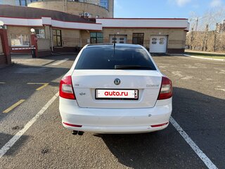 2012 Skoda Octavia II (A5) Рестайлинг, белый, 900000 рублей, вид 4