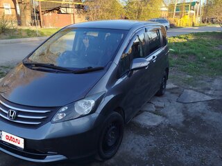 2010 Honda Freed Spike I Рестайлинг, серый, 690000 рублей, вид 1