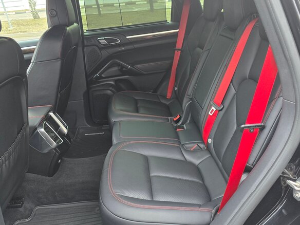 2016 Porsche Cayenne Diesel II Рестайлинг (958), чёрный, 3650000 рублей - вид 14
