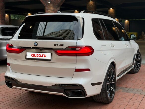 2021 BMW X7 30d I (G07), белый - вид 3