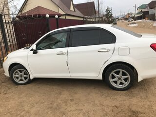 2013 Toyota Corolla Axio XI (E160, E170, E180), белый, 900000 рублей, вид 5