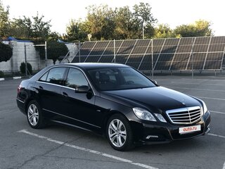 2009 Mercedes-Benz E-Класс 250 5G-Tronic IV (W212, S212, C207), чёрный, 1370000 рублей, вид 1