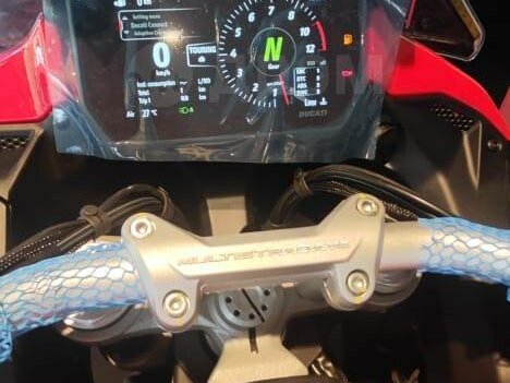 2023 Ducati Multistrada V4, красный, 3606219 рублей - вид 6