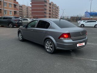 2010 Opel Astra H Рестайлинг, серый, 550000 рублей, вид 4