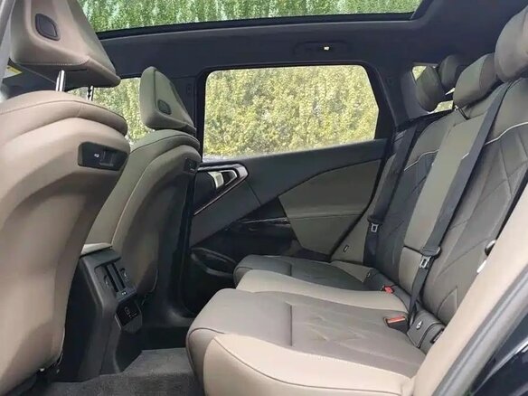 2026 BMW X3 Long 25L xDrive IV (G45/G48), чёрный, 6250000 рублей - вид 10