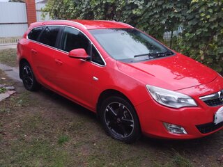 2011 Opel Astra J, красный, 750000 рублей, вид 1