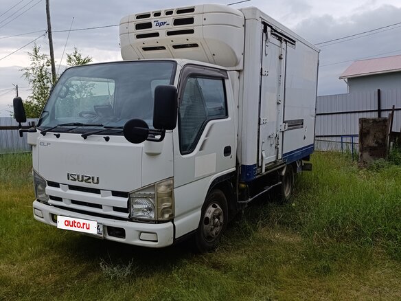 2009 Isuzu Elf (N-series), белый, 2000000 рублей - вид 3