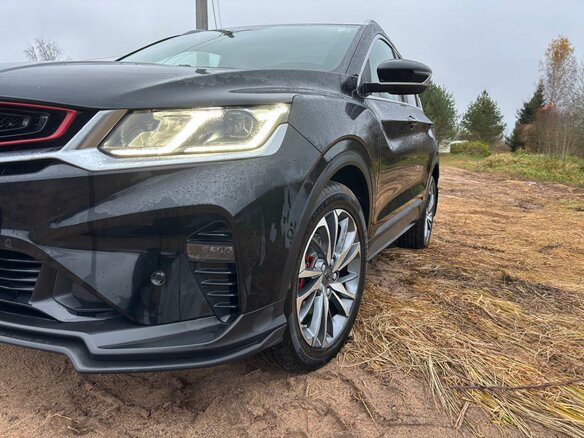 2022 Geely Coolray I, чёрный, 1930000 рублей - вид 6