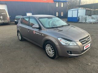 2009 Kia Ceed I, бежевый, 510000 рублей, вид 3