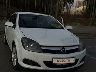 2008 Opel Astra GTC H Рестайлинг, белый, 650000 рублей, вид 1
