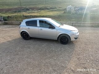 2010 Opel Astra H Рестайлинг, серый, 750000 рублей, вид 2