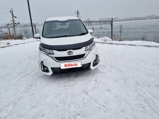 2018 Honda Freed II, белый, 1720000 рублей, вид 2