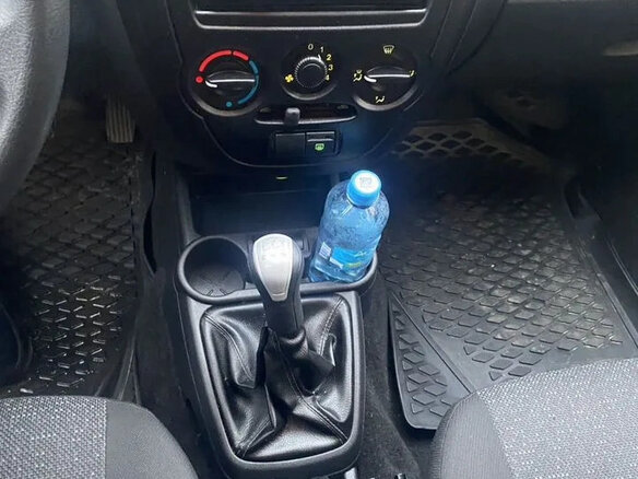 2015 Lada (ВАЗ) Granta I, белый, 500000 рублей - вид 11