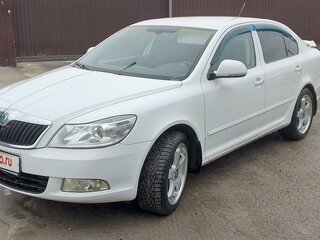 2011 Skoda Octavia II (A5) Рестайлинг, белый, 580000 рублей, вид 1