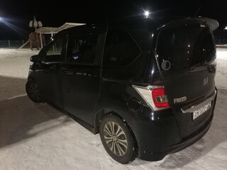 2014 Honda Freed I Рестайлинг 2, чёрный, 1350000 рублей, вид 3