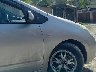 2005 Toyota Prius II Рестайлинг (XW20), серый, 750000 рублей, вид 3