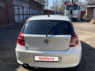 2010 BMW 1 серии 116i I (E81/E82/E87/E88) Рестайлинг, белый, 1150000 рублей, вид 5
