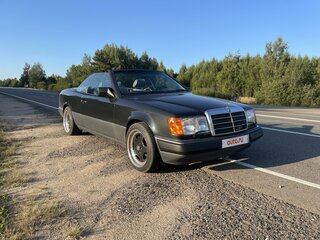 1993 Mercedes-Benz W124 300, чёрный, 2200000 рублей, вид 5