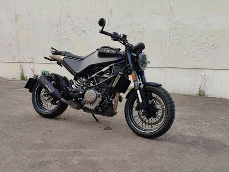 2022 Husqvarna Svartpilen 401, чёрный, 600000 рублей, вид 1
