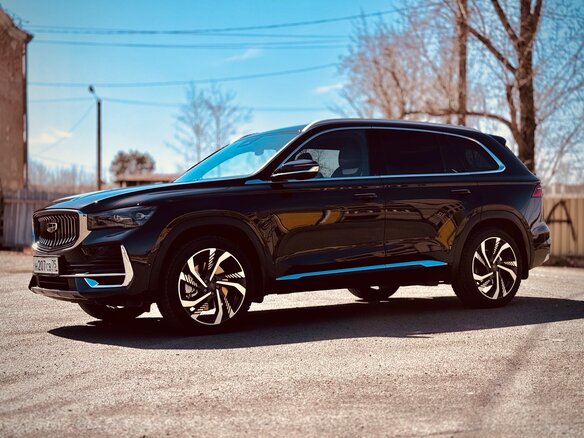 2022 Geely Monjaro I, чёрный, 3290000 рублей - вид 7