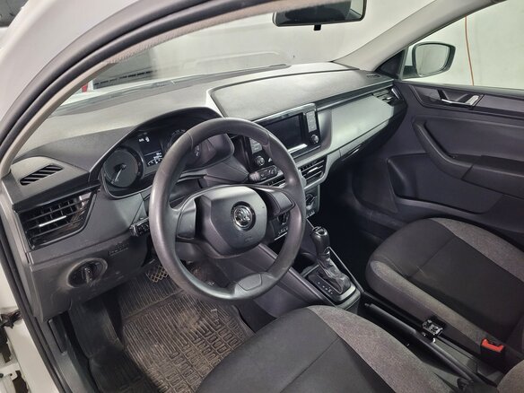 2020 Skoda Rapid I Рестайлинг, белый, 1300000 рублей - вид 12