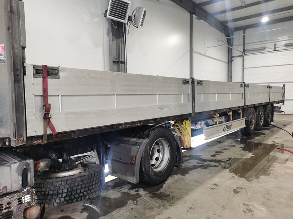 2007 Iveco Stralis, белый, 900000 рублей - вид 4