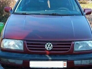 1997 Volkswagen Vento, красный, 240000 рублей, вид 1