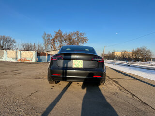 2018 Tesla Model 3 Long Range I, серый, 3200000 рублей, вид 3