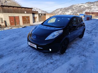 2015 Nissan Leaf I (ZE0/AZE0), чёрный, 900000 рублей, вид 1