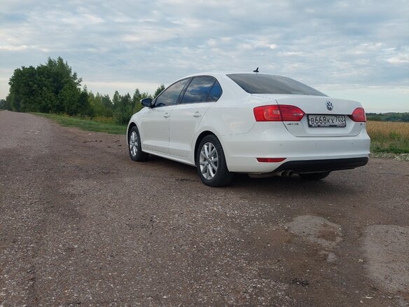 2012 Volkswagen Jetta VI, белый, 990000 рублей - вид 6